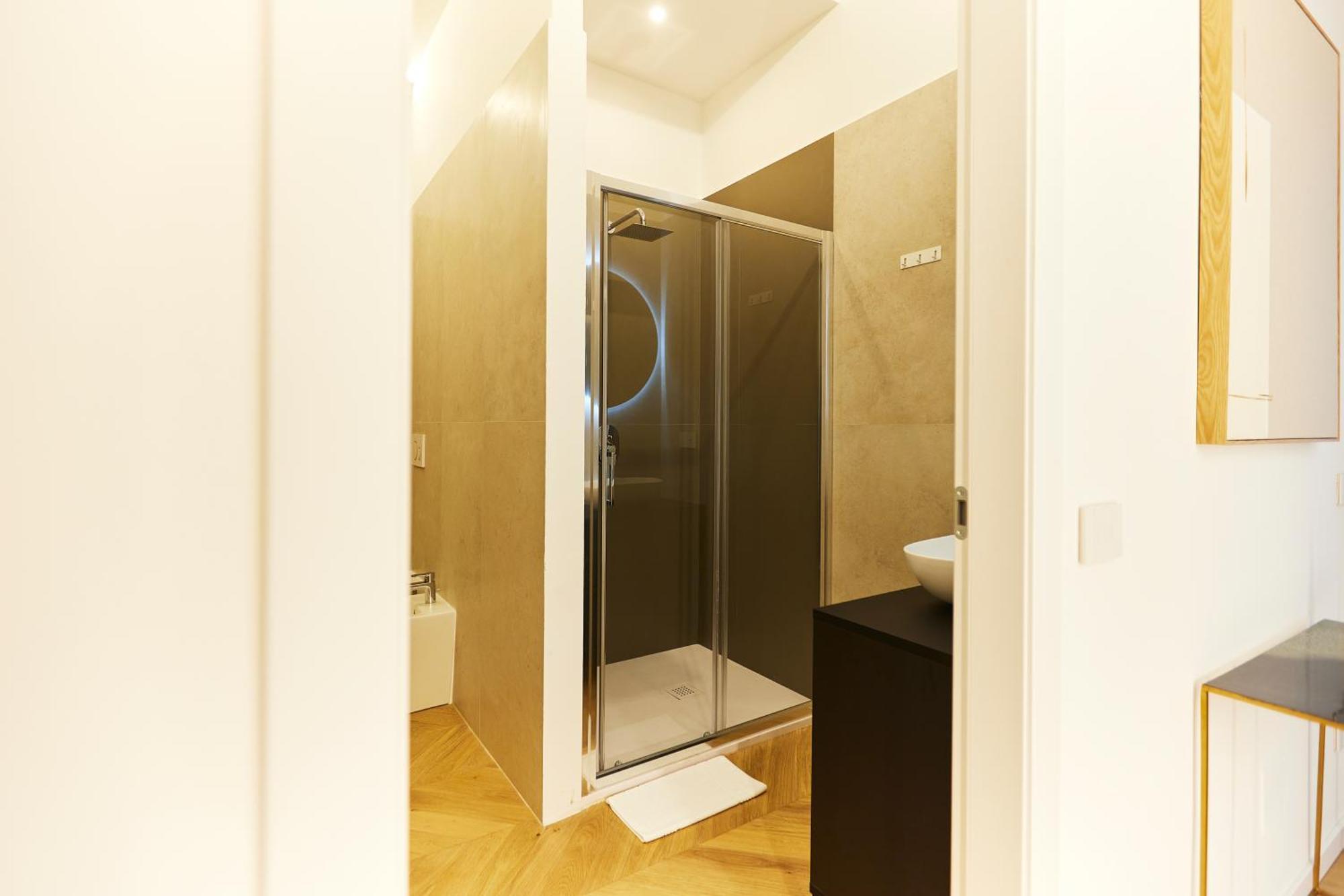 Duomo Cityview Grand Suites Milan Exterior photo
